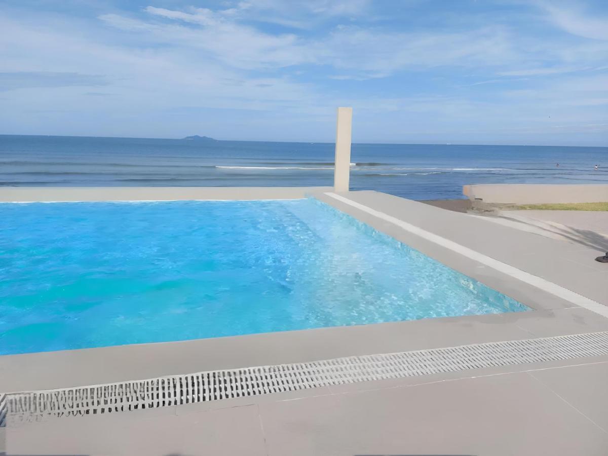Tana Beach Villas Lian Extérieur photo