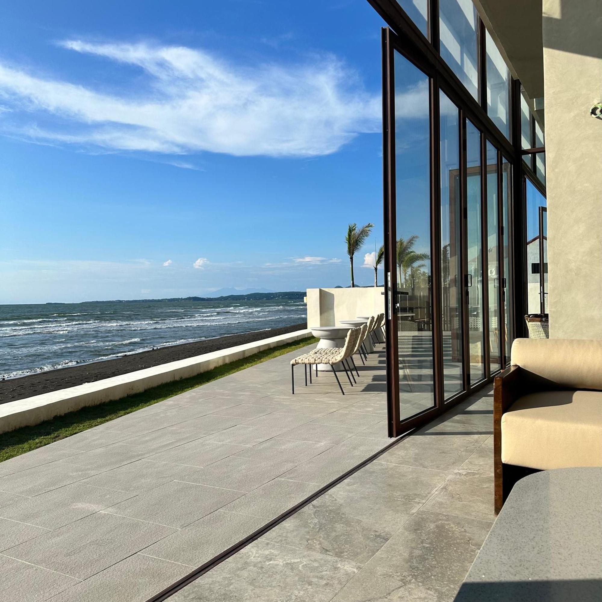 Tana Beach Villas Lian Extérieur photo